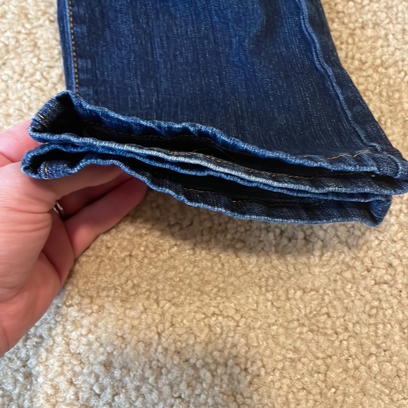 Like new Dark blue toddler denim flare jeans with adjustable waist band. - Picture 5 of 5